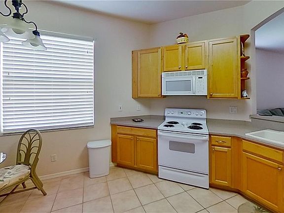 3rd image of 7808 Berkshire Pines Dr