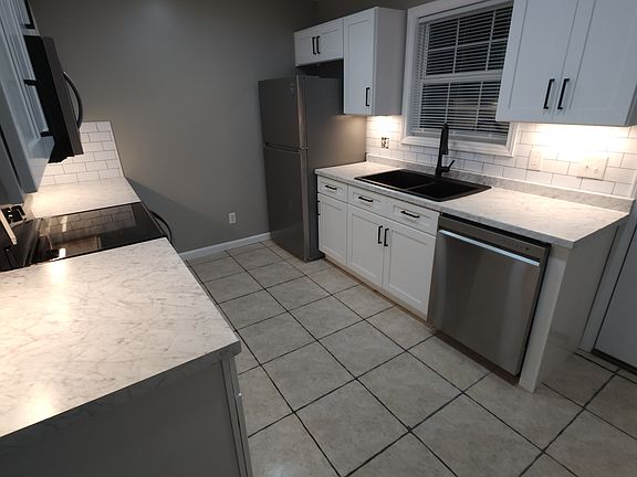 3rd image of 6842 W Boston Dr