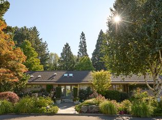 5600 SW Dogwood Ln, Portland, OR 97225
