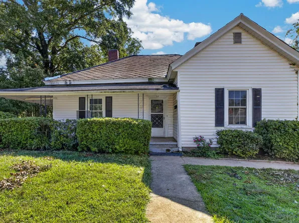 26 W Main St, Ware Shoals, SC 29692