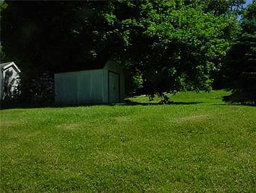 2nd image of 2001 Moravia St