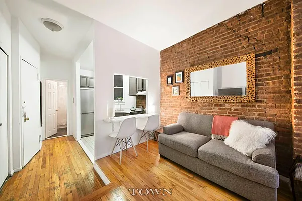 Sold by Town Residential | media 6