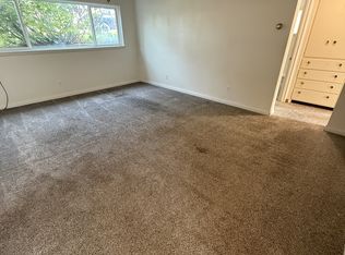 704 14th St S APT 1, Great Falls, MT 59405
