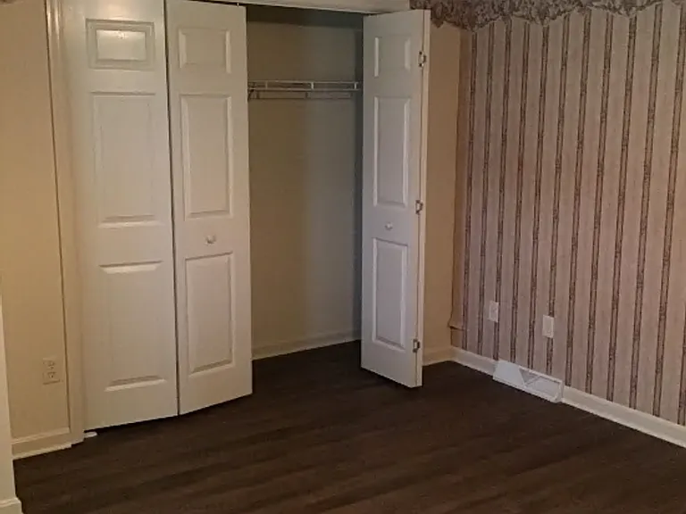 2486 Falling Spring Rd — Photo 7
