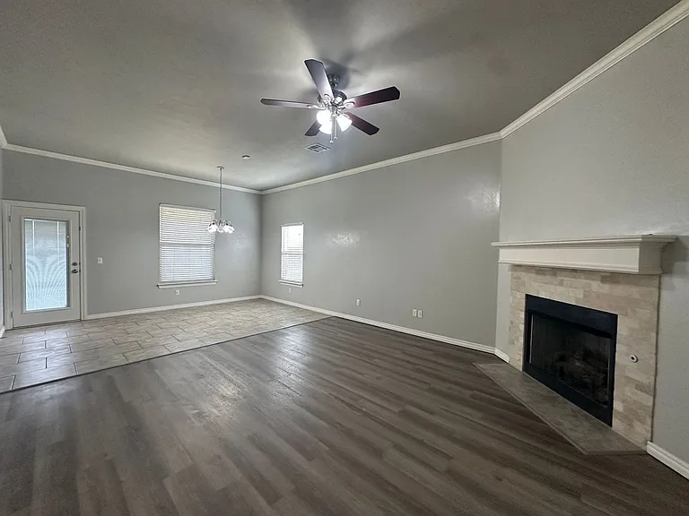 8017 NW 160th Ter — Photo 8