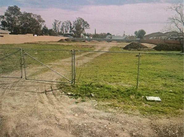 6153 Maloof Ave #112, Fontana, CA 92336