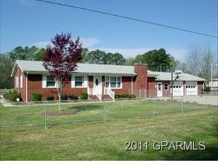 2198 Wolf Pit Rd, Greenville, NC 27858