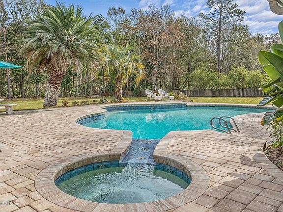 3rd image of 7889 Little Fox Ln