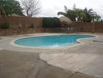 2nd image of 1723 Rhone Ave