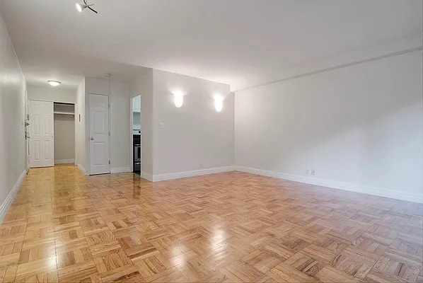 Rented by Spire Group | media 22