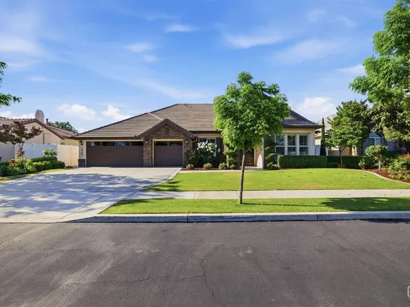 12707 Parkerhill Dr, Bakersfield, CA 93311