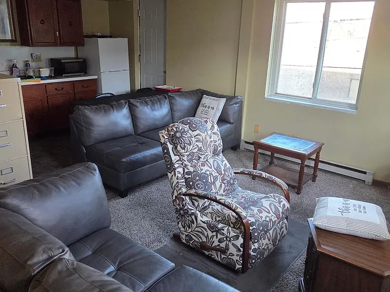 108 N Lucas Ave — Photo 9