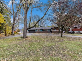 51376 Shelby Rd, Shelby Township, MI 48316
