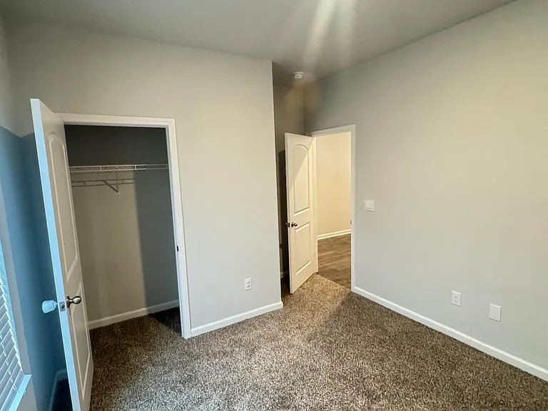 114 Canonbury Dr — Photo 25