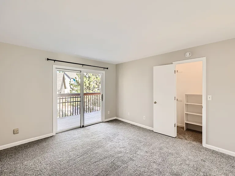 691 Canyon Dr — Photo 18