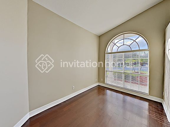 5th image of 251 Bowling Green Ct