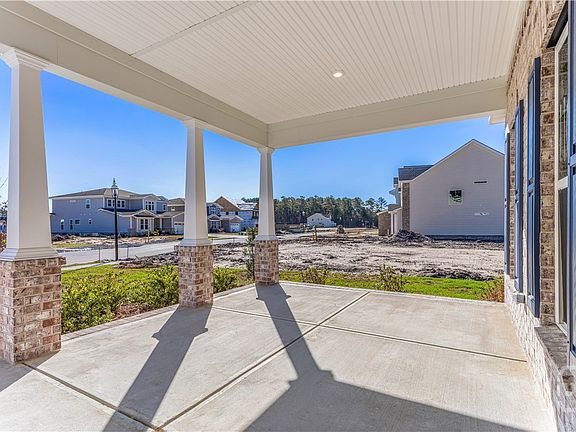 7th image of this home