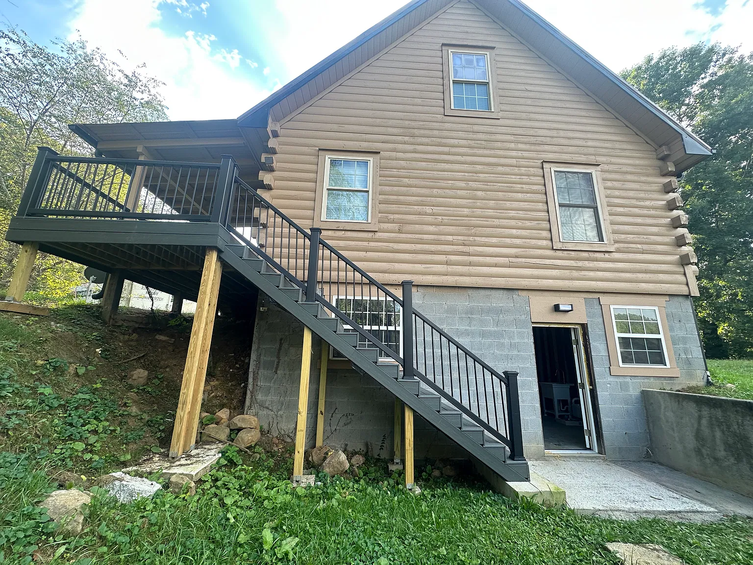 3 bed, 1400 sqft, $2,000 — Photo 4