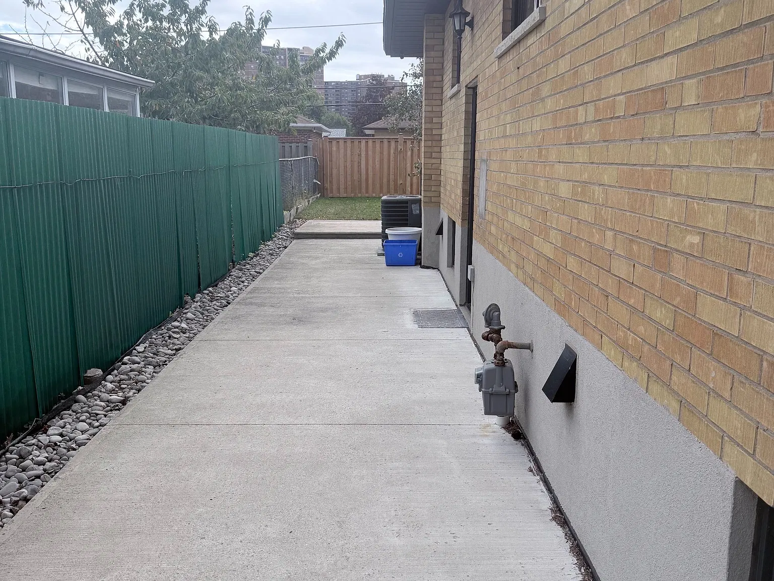 2 bed, $2,200 — Photo 2