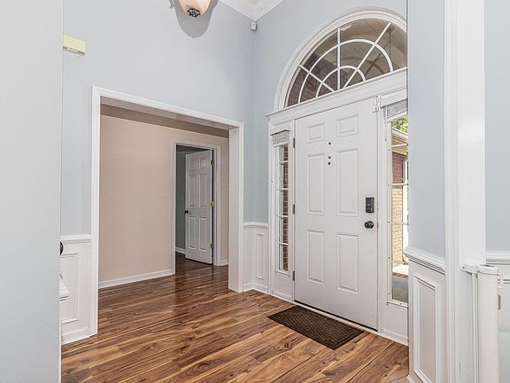 4th image of 311 Barnsley Drive