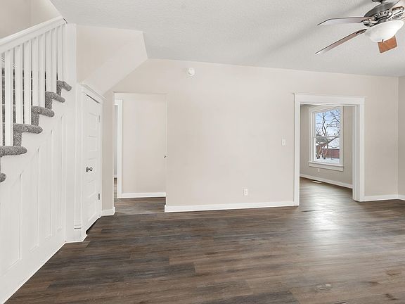 5th image of 1016 Bell Ave