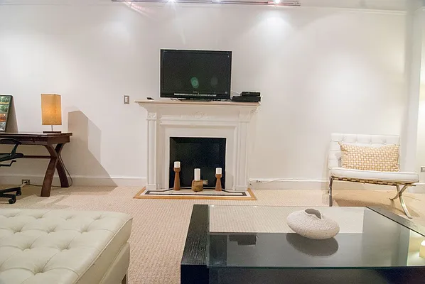 Rented by WAM Partners - William Moses Co. | media 65