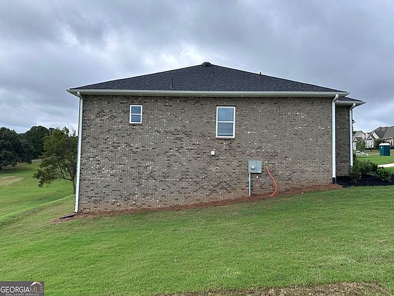 4th image of 363 Eagle Ridge Rd #12