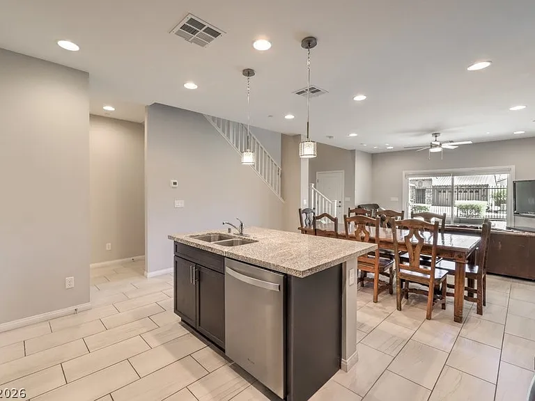 1028 Via Corto St — Photo 12