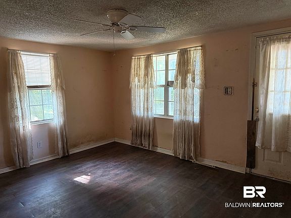 2nd image of 1909 Brill Rd