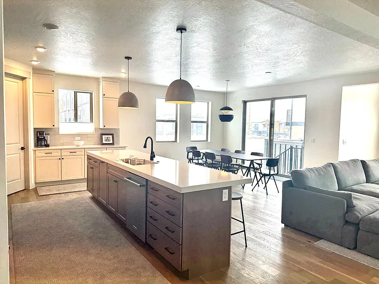 6652 Purple Poppy Ln — Photo 9
