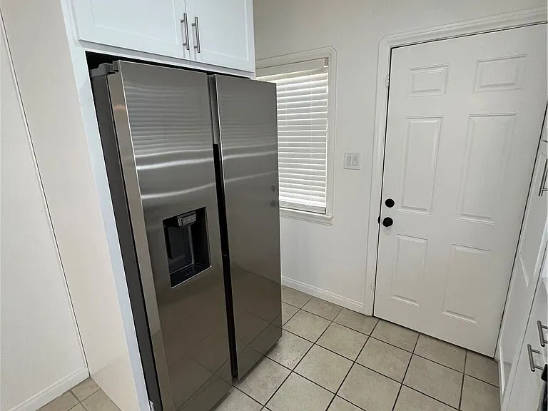 9441 Beverly St — Photo 23