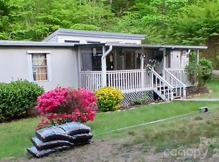 4230 Chimney Rock Rd, Hendersonville, NC 28792