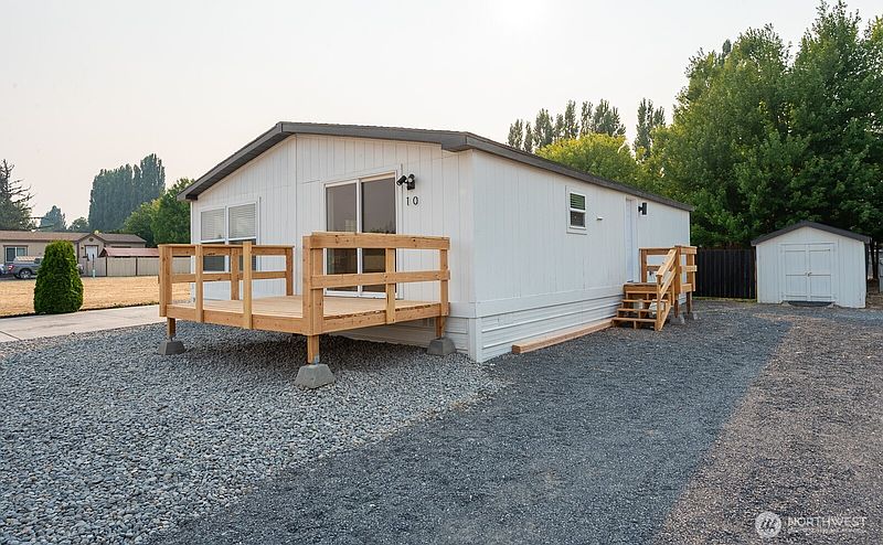 3rd image of 2480 Basin Street SW #10