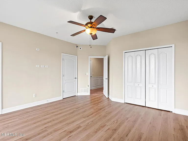 4368 Ellipse Dr — Photo 13