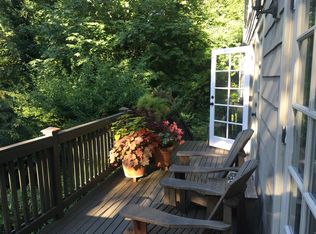 215 34th Ave E #B, Seattle, WA 98112