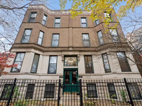 1946 N Seminary Ave #1, Chicago, IL 60614