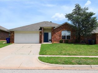 3013 Cavecreek St, Norman, OK 73071