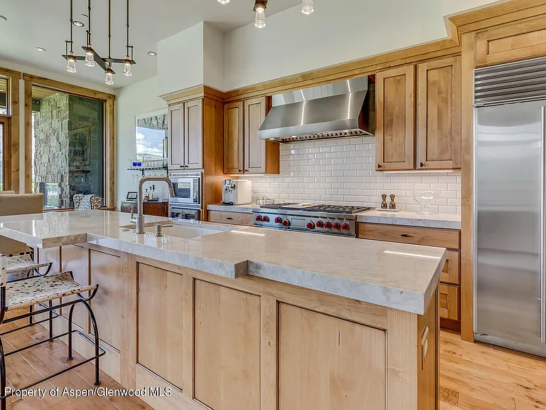 138 Club Lodge Dr — Photo 6