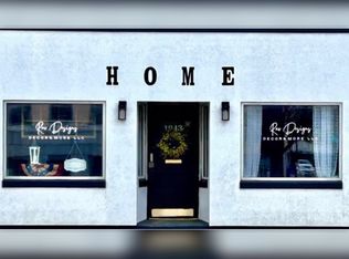 1943 Hall Ave, Marinette, WI 54143