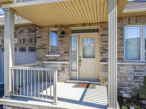 3rd image of 18 Ecker Ln