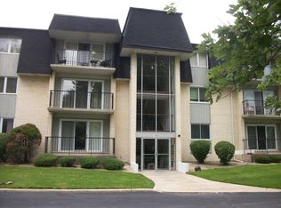 18501 Wentworth Ave APT 1D, Lansing, IL