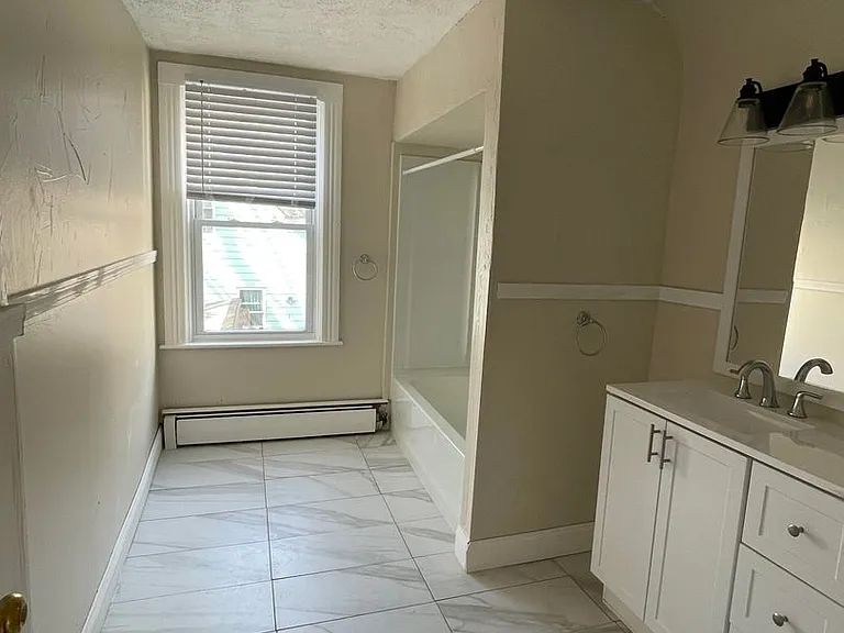 1 Wayne St. — Photo 1