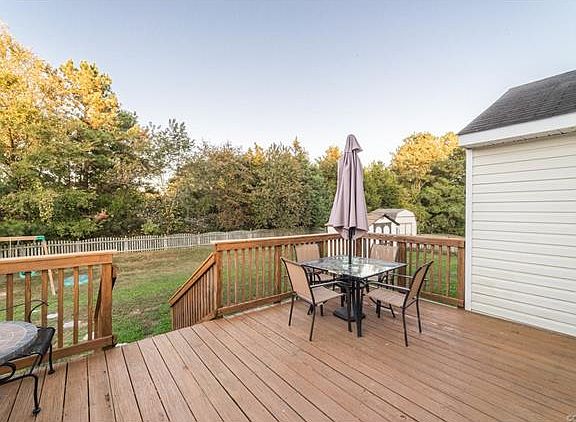 4th image of 928 Stonemeadow Dr