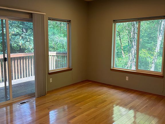2nd image of 14225 Sherbrook Pl