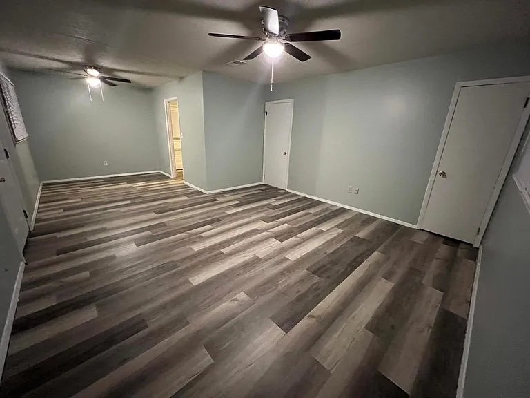 211 Utah Ave — Photo 9