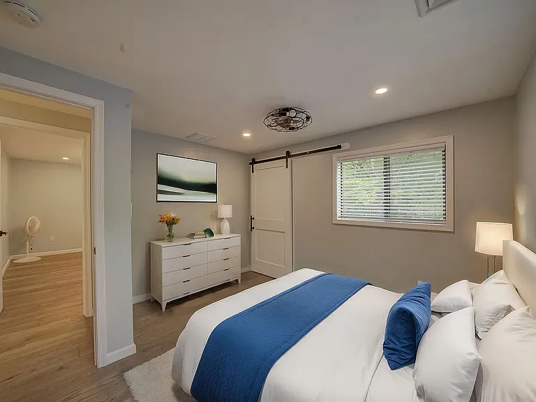 1678 Windemere Ln — Photo 20