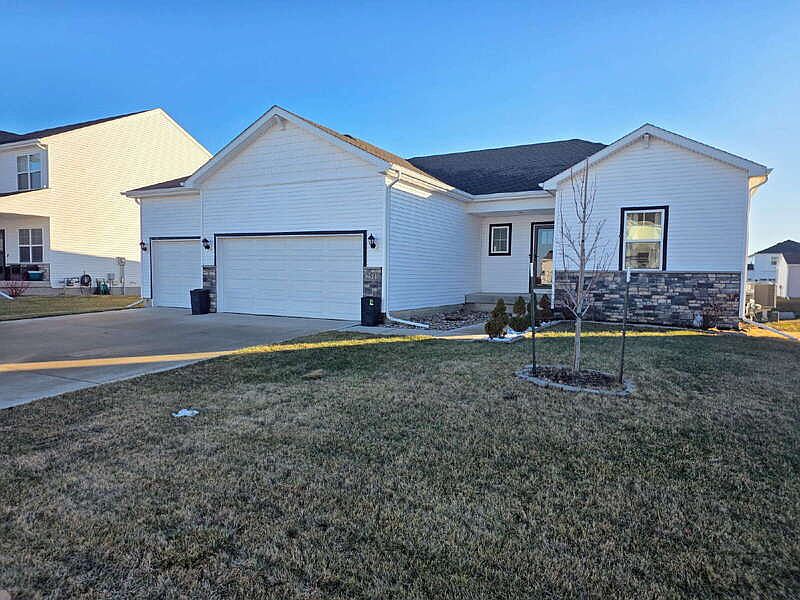 1st image of 2511 NW 44th St