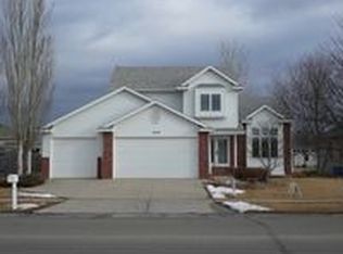1459 6th St E, West Fargo, ND 58078