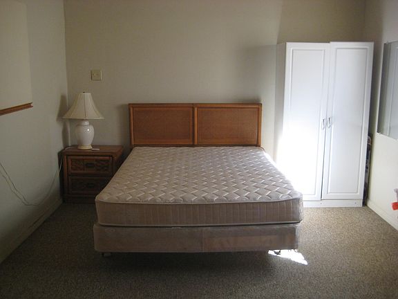 2nd image of 324 Manini Pl #D
