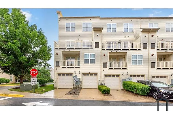 Building Photo - 1797B Wheyfield Dr